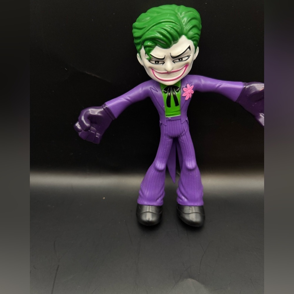 Mattel Justice League DC Flextreme Joker Bendable Figure 2019 Posable 7 Inches